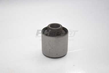 silentbloc arriere triangle avant