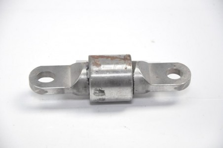 silentbloc avant triangle arriere