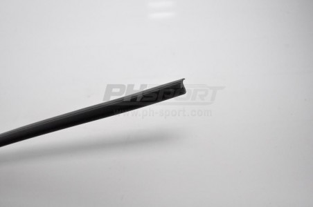 71122 baguette de toit superieur pare brise