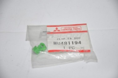 clips attache plastique vert