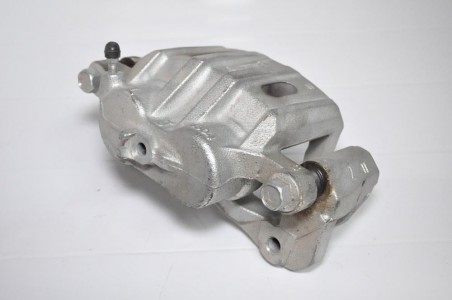 51023l etrier de frein avant gauche