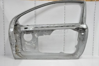 porte avant gauche sans panneau de porte